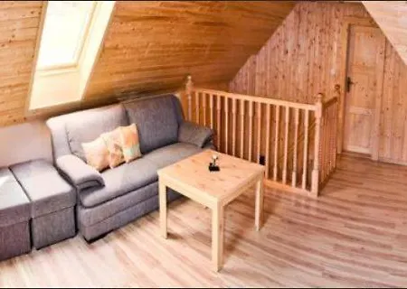 U Edyho Semesterbostad *